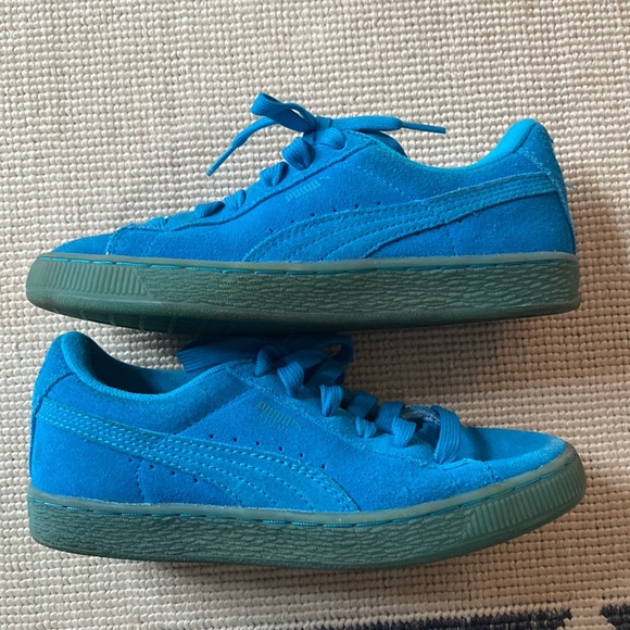 Puma Iced Fluro Suede Low Tops - Picture 5 of 7